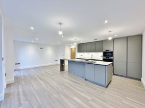 Photo 19- click for photo gallery